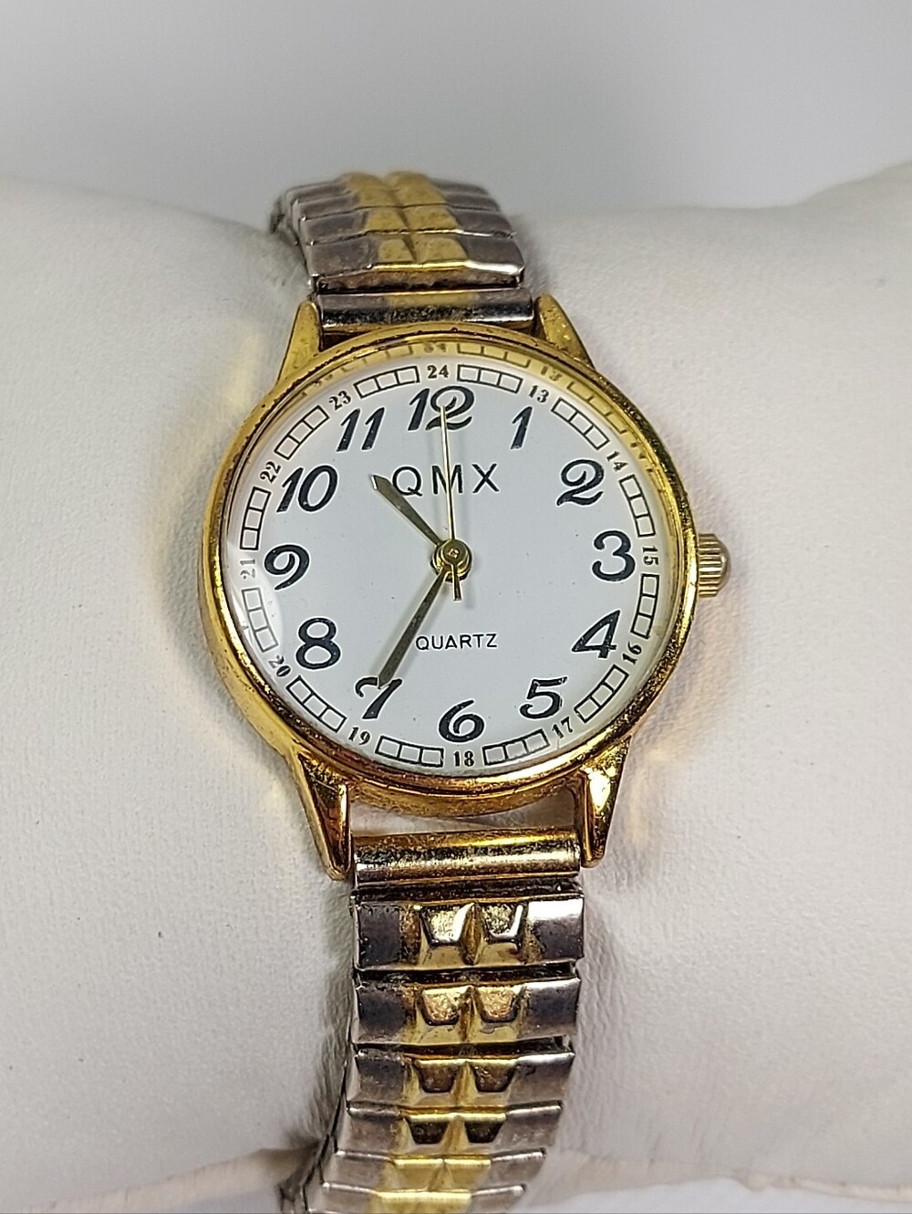 QMX Round 2 Tone Easy Read Dial 12/24 Hour Stretch Band Ladies Watch New Battery